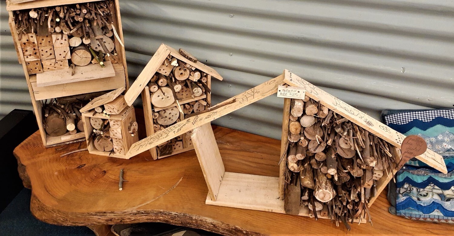 bee